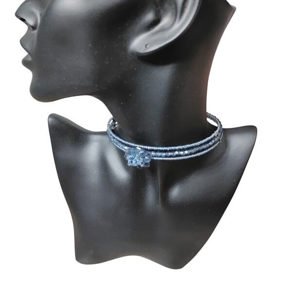 unbranded Jewelry - Blue Beaded Wired Chocker 14" Long